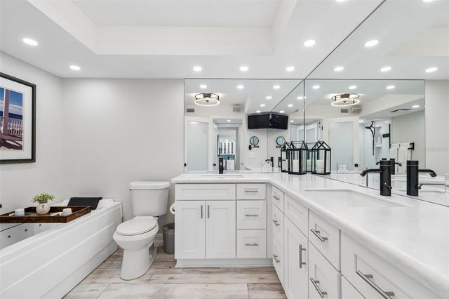 644 ISLAND WAY 603, Clearwater Beach, FL 33767