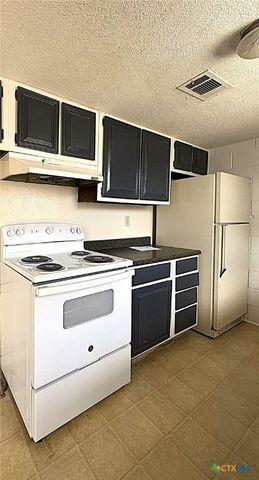 402 S 2nd Street B, Copperas Cove, TX 76522