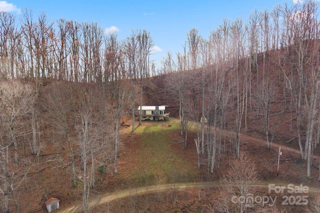 2650 Secluded Valley Road, Marshall, NC 28753
