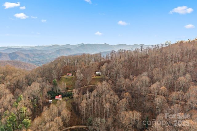 2650 Secluded Valley Road, Marshall, NC 28753