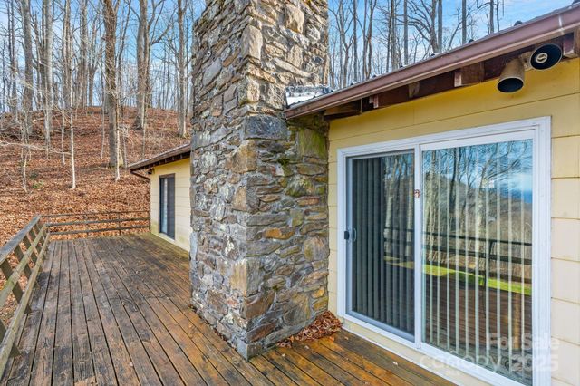 2650 Secluded Valley Road, Marshall, NC 28753