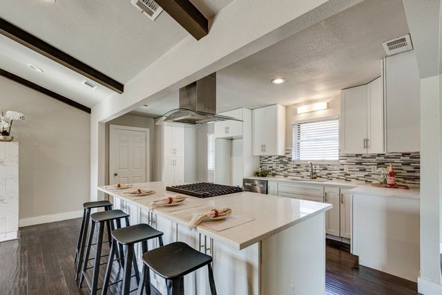 704 S Waterview Drive, Richardson, TX 75080