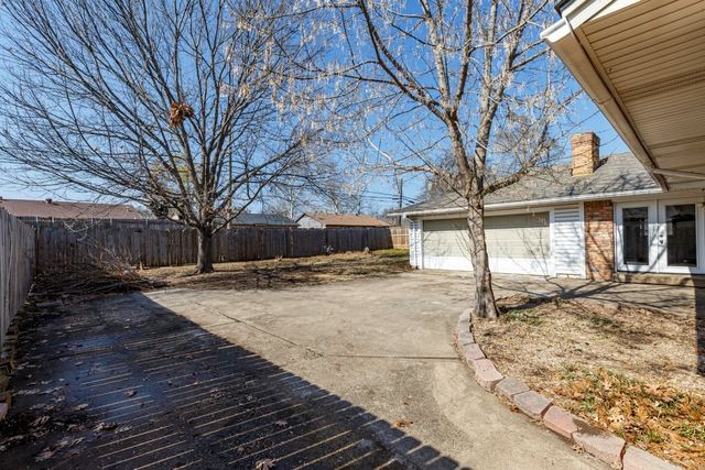 704 S Waterview Drive, Richardson, TX 75080