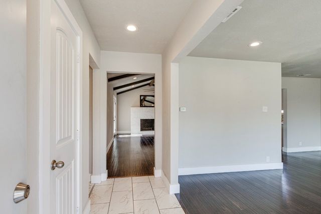 704 S Waterview Drive, Richardson, TX 75080