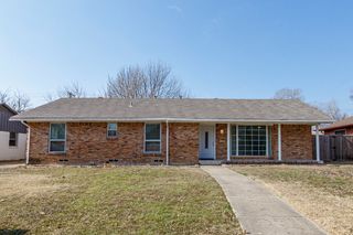 704 S Waterview Drive, Richardson, TX 75080