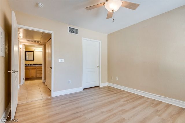1900 Villa Palms Court 103, Las Vegas, NV 89128