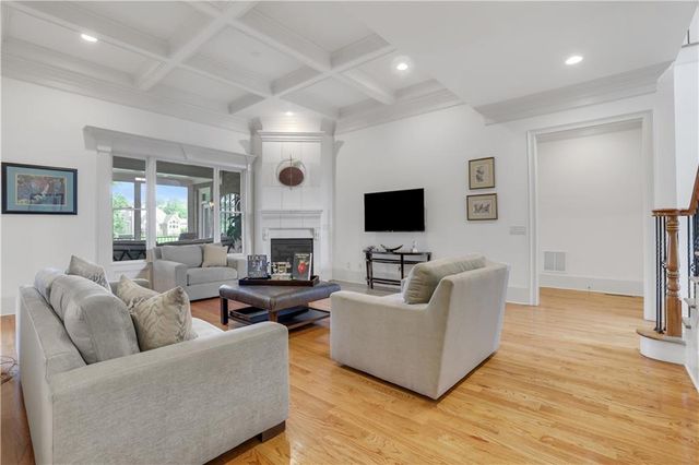 2262 Crimson King Drive, Braselton, GA 30517
