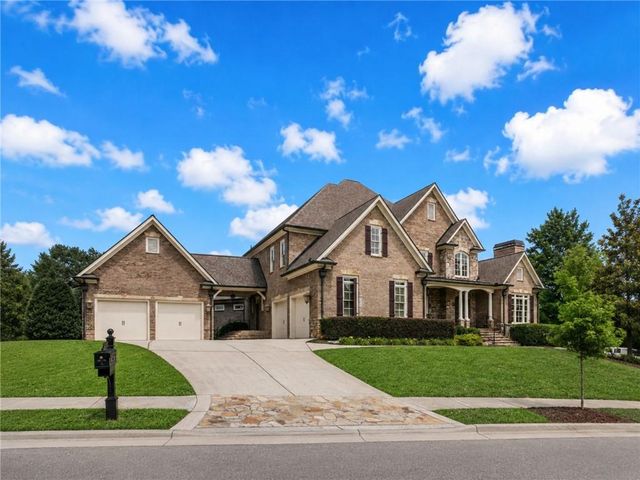 2262 Crimson King Drive, Braselton, GA 30517
