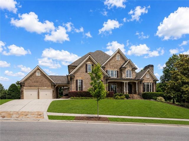 2262 Crimson King Drive, Braselton, GA 30517