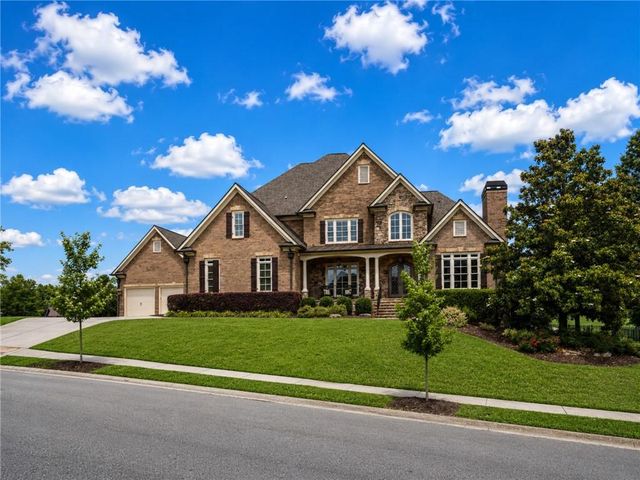 2262 Crimson King Drive, Braselton, GA 30517