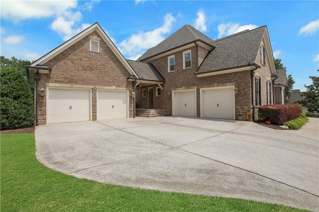 2262 Crimson King Drive, Braselton, GA 30517