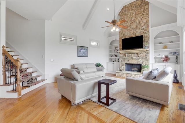 2262 Crimson King Drive, Braselton, GA 30517