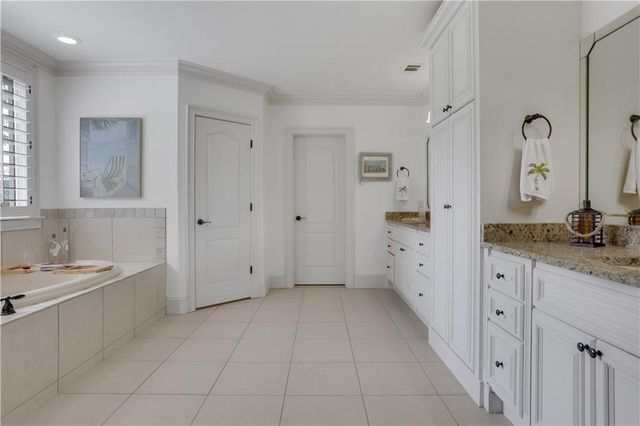 2262 Crimson King Drive, Braselton, GA 30517