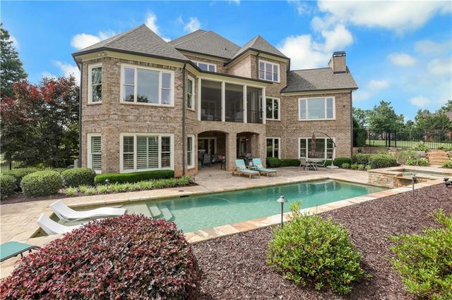 2262 Crimson King Drive, Braselton, GA 30517