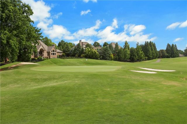 2262 Crimson King Drive, Braselton, GA 30517