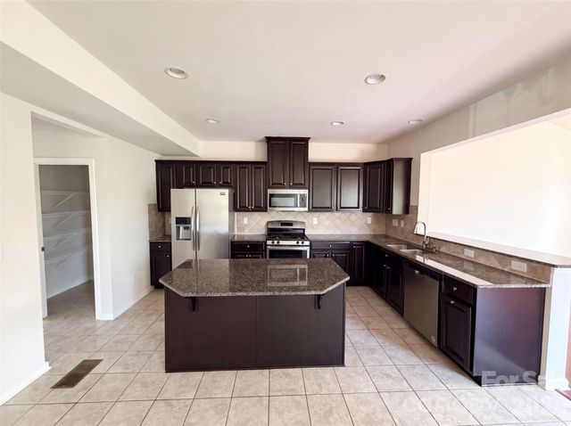 2275 Stone Pile Drive SW, Concord, NC 28025