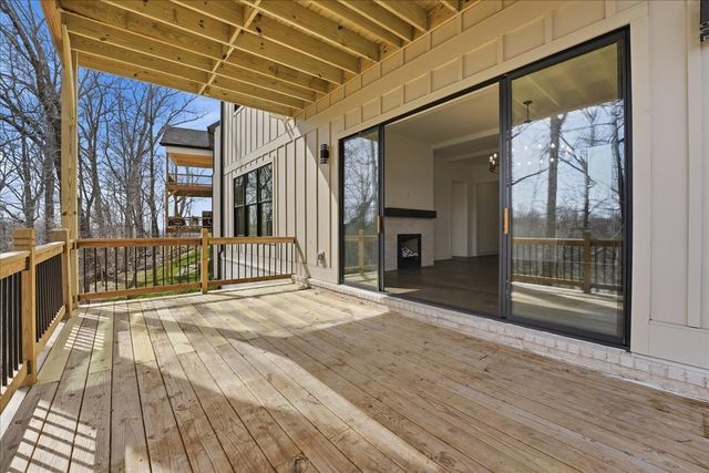 799 Summit Oaks Court, Nashville, TN 37221