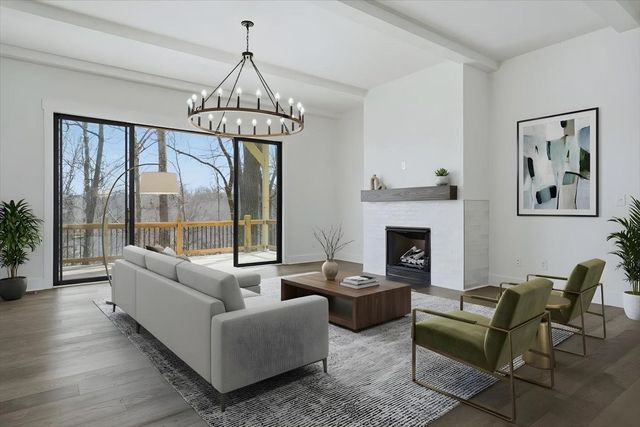 799 Summit Oaks Court, Nashville, TN 37221