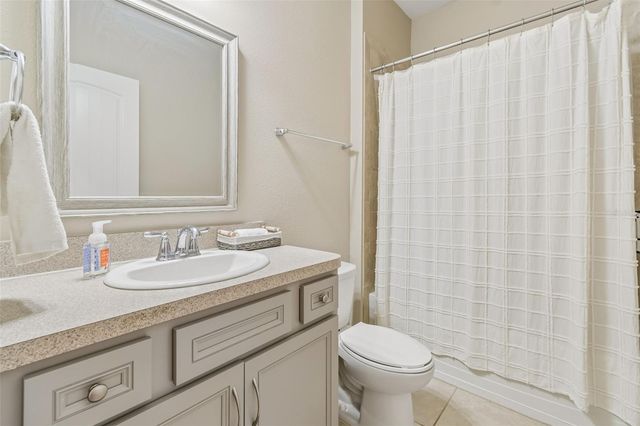 8012 OLIVE BROOK DRIVE, Wesley Chapel, FL 33545