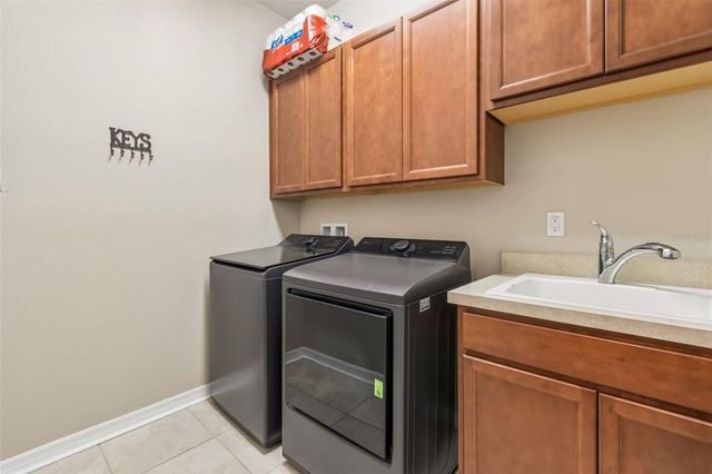 8012 OLIVE BROOK DRIVE, Wesley Chapel, FL 33545