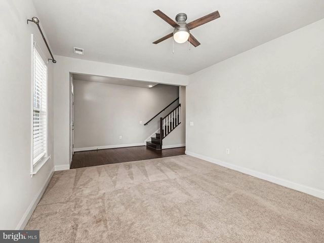 1900 GREENBRIAR HALL RD, Dumfries, VA 22026