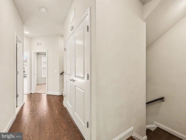 1900 GREENBRIAR HALL RD, Dumfries, VA 22026