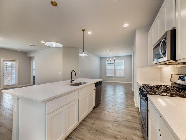 817 Olive Creek DR 70, Georgetown, TX 78633