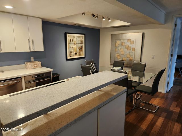 7557 N DREAMY DRAW Drive 184, Phoenix, AZ 85020