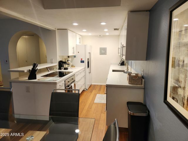 7557 N DREAMY DRAW Drive 184, Phoenix, AZ 85020