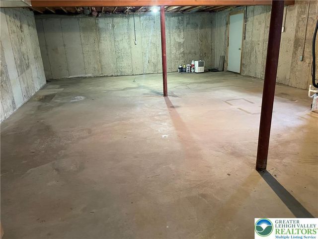 1324 Discus Circle, Whitehall Twp, PA 18052