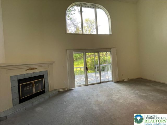 1324 Discus Circle, Whitehall Twp, PA 18052