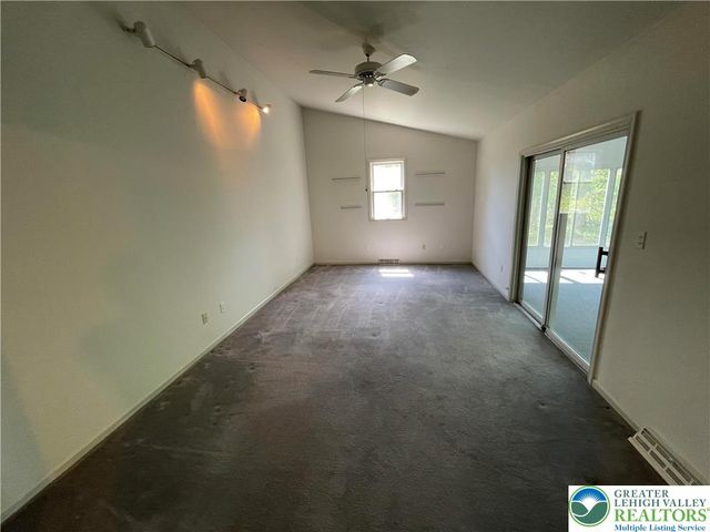 1324 Discus Circle, Whitehall Twp, PA 18052