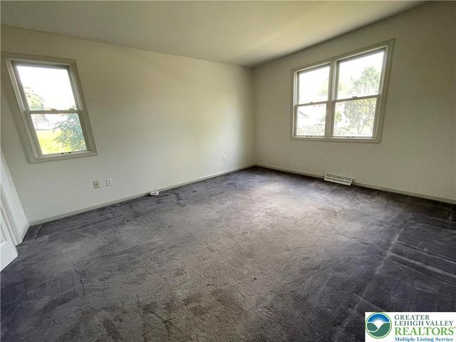 1324 Discus Circle, Whitehall Twp, PA 18052