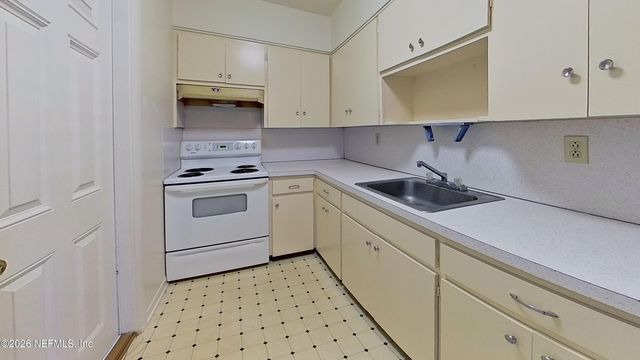 5709 SUE Lane, Jacksonville, FL 32210