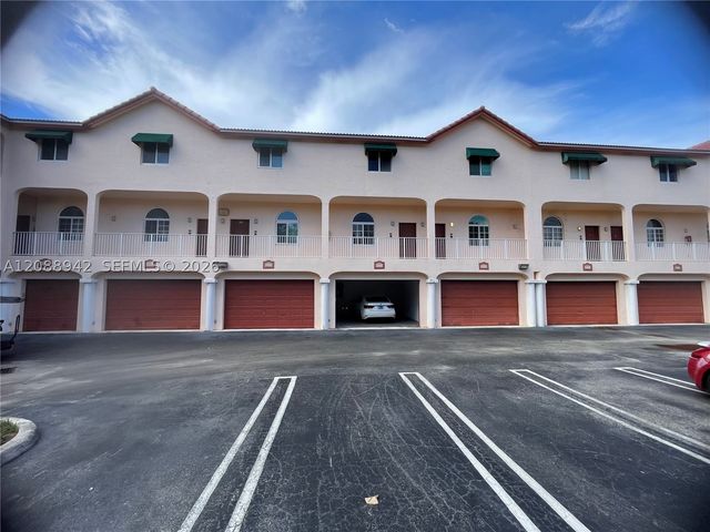 2447 NE 14th St 510, Pompano Beach, FL 33062