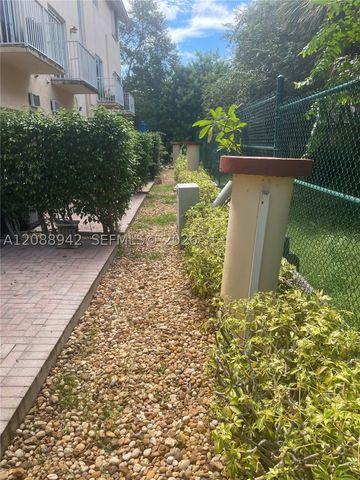 2447 NE 14th St 510, Pompano Beach, FL 33062