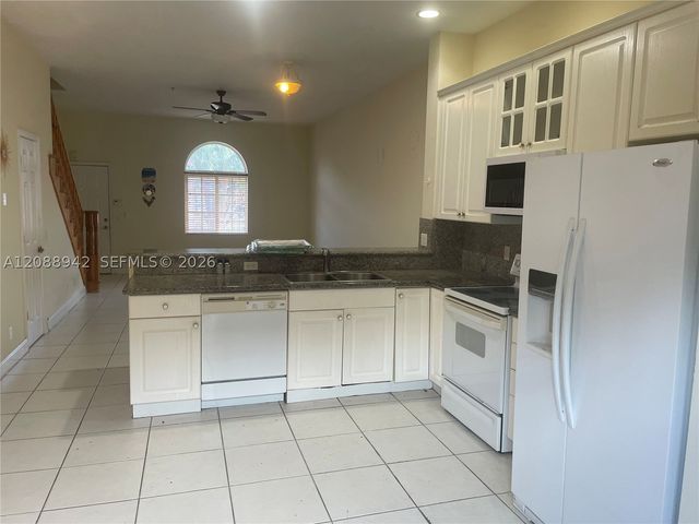 2447 NE 14th St 510, Pompano Beach, FL 33062