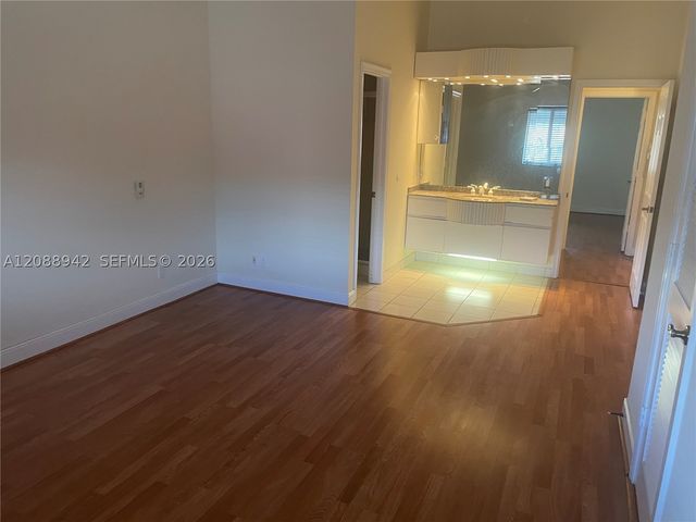 2447 NE 14th St 510, Pompano Beach, FL 33062