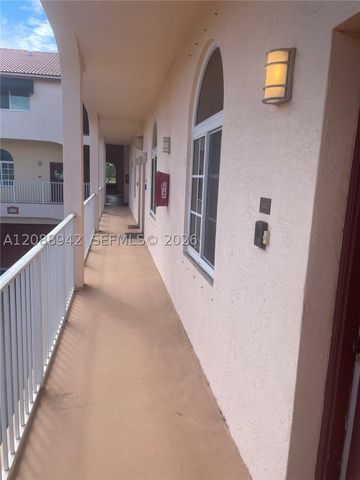 2447 NE 14th St 510, Pompano Beach, FL 33062