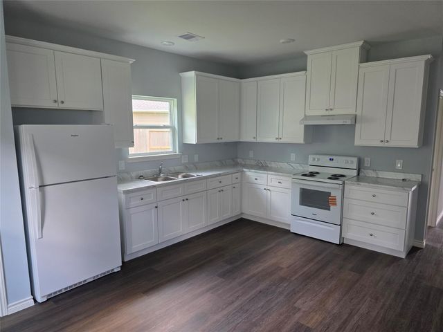 219 Dipping Stream Street, Houston, TX 77076