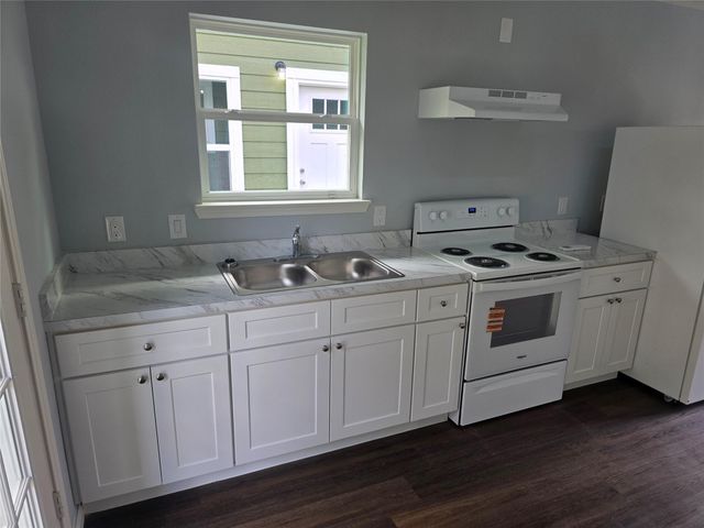 219 Dipping Stream Street, Houston, TX 77076