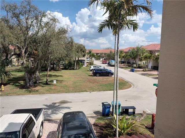 8521 Oakshade CIR # 421, Fort Myers, FL 33919