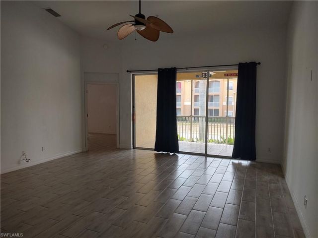 8521 Oakshade CIR # 421, Fort Myers, FL 33919