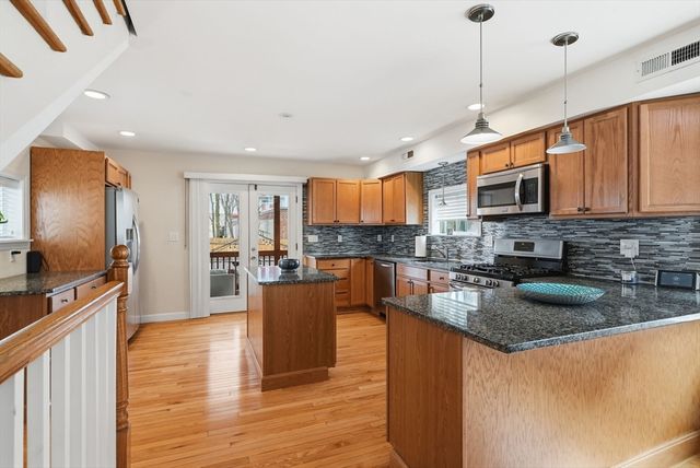 18 Winter St, Everett, MA 02149