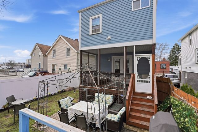 18 Winter St, Everett, MA 02149