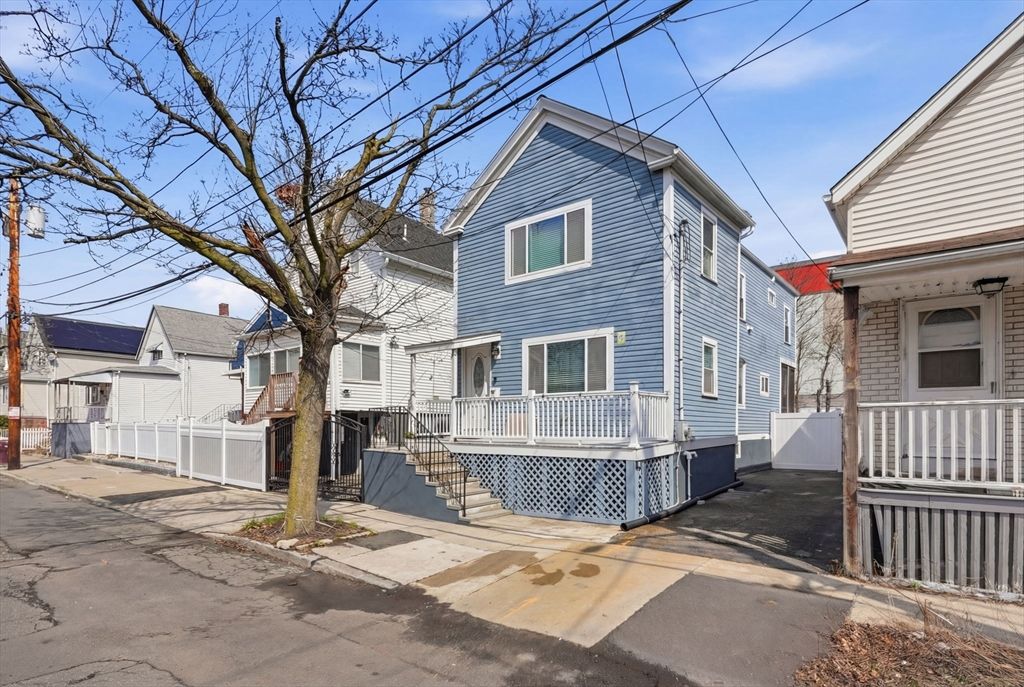 18 Winter St, Everett, MA 02149
