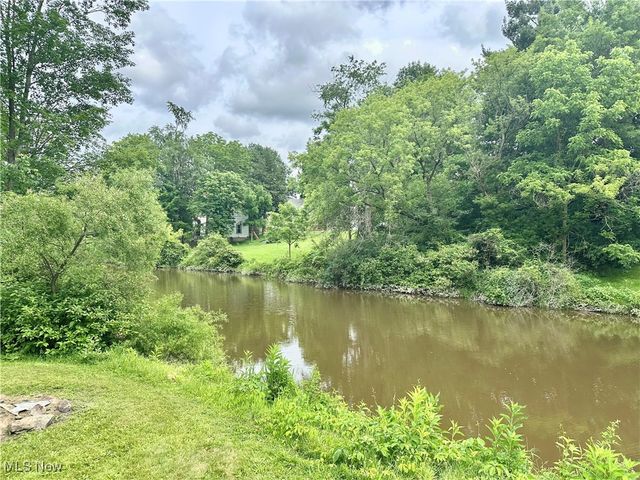 8026 Elm Street, Garrettsville, OH 44231