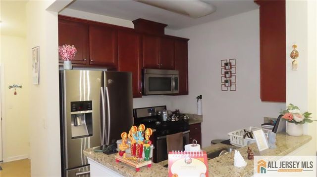 423 Micali Way 423, South Plainfield, NJ 07080