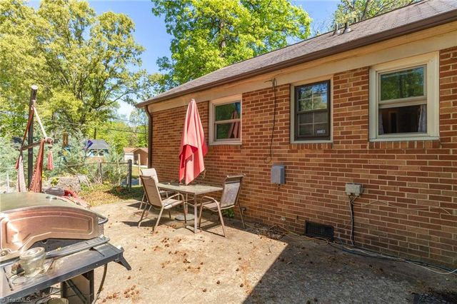 4100 Olympia Drive, Greensboro, NC 27406