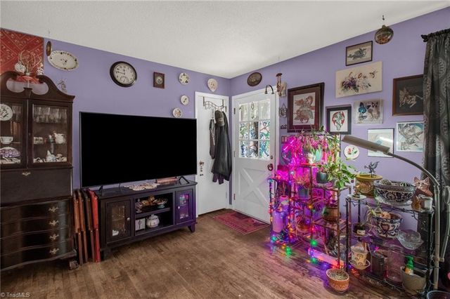 4100 Olympia Drive, Greensboro, NC 27406